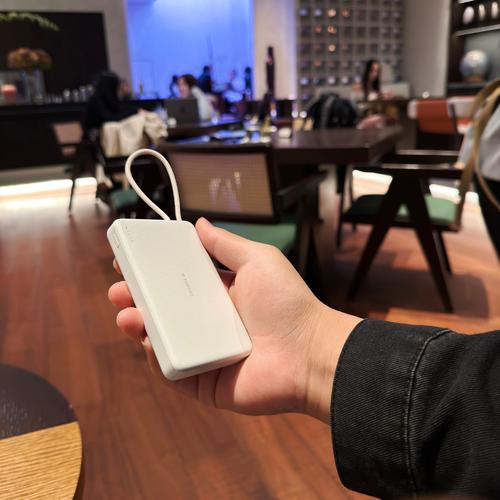 2025新澳門天天開獎(jiǎng)直播和充電寶著火后用水澆與充電寶遇火會(huì)爆炸嗎